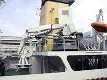 ship deck crane : active heave compensation crane 630 DYNACON