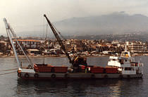 special vessel : crane barge  Bugari
