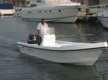 sport-fishing boat : outboard center console boat 22 FEET Al Dhaen Craft