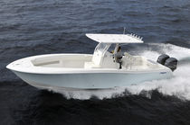 sport-fishing boat : outboard center console boat (twin engine, T-Top) 33' Invincible