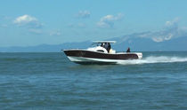 sport-fishing boat : outboard walkaround (twin engine, T-Top) REQUIN GRIS 28 Akesdesign
