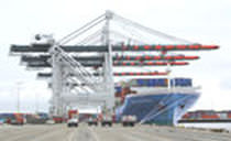 super post-panamax container gantry crane (ship-to-shore)  Mitsui Engineering & Shipbuilding