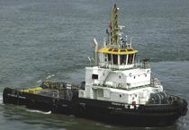tugboat BOLLARD PULL : 67 T Keppel Shipyard