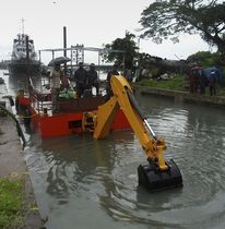 workboat : dredger Backhoe  CD240 Navgathi Marine Design & Constructions