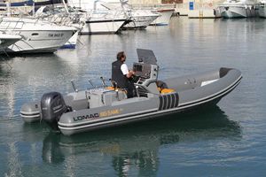 outboard inflatable boat / rigid / center console / for fishing