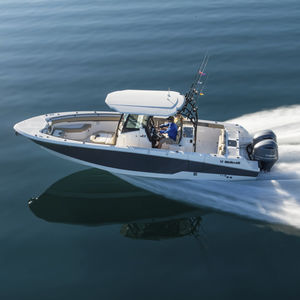 outboard center console boat / twin-engine / center console / open