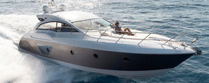 sport motor yacht / hard-top / IPS POD / planing hull