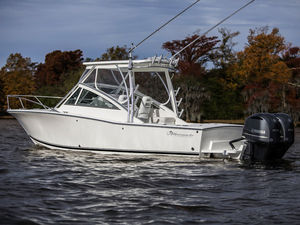 outboard cabin cruiser / twin-engine / hard-top / sport-fishing