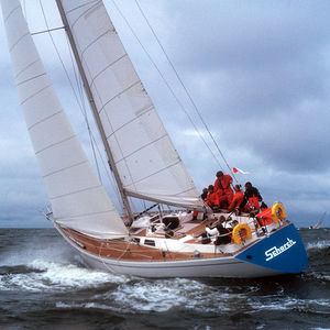 monohull / cruising-racing / open transom / custom