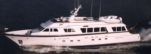 cruising super-yacht / sport-fishing / flybridge / displacement