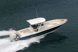 center console monohull boat / triple-engine / with cabin / with T-top