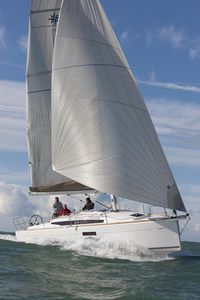monohull / cruising / with 2 or 3 cabins / with bowsprit