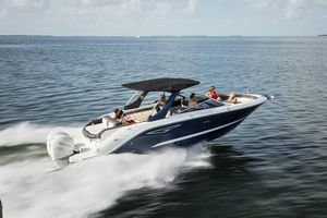 outboard runabout / bowrider