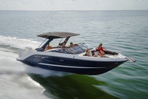 outboard runabout / bowrider