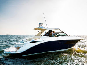 inboard express cruiser / open / 4-berth / sundeck