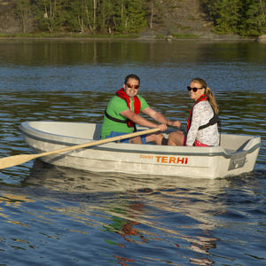 outboard dinghy