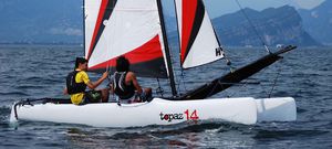 recreational sport catamaran / double-handed / double-trapeze / asymmetric spinnaker