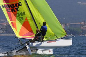 instructional sport catamaran / regatta / double-handed / single-trapeze
