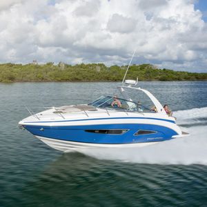 inboard express cruiser / diesel / twin-engine / open
