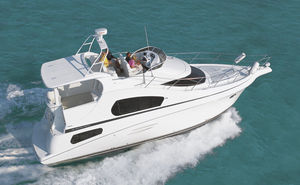 inboard express cruiser / flybridge / 6-berth / sundeck