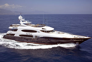 cruising mega-yacht / raised pilothouse / aluminum / 6-cabin
