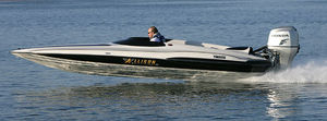 outboard runabout / dual-console / offshore / 4-person max.