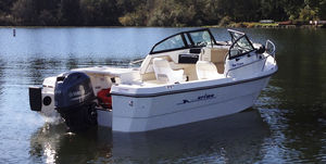 outboard day cruiser / sport-fishing