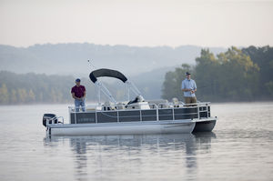 outboard pontoon boat / fishing / tri-tube / 7-person max.