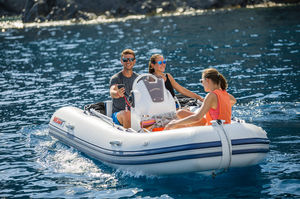 outboard inflatable boat / rigid / 7-person max.