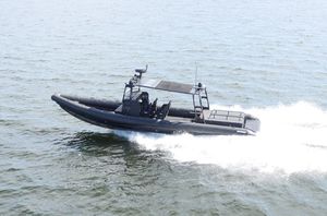 inboard military boat / inflatable boat / center console