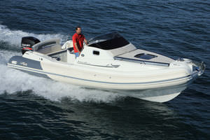 outboard inflatable boat / rigid / center console / 10-person max.