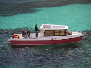 inboard sightseeing boat / electro solar