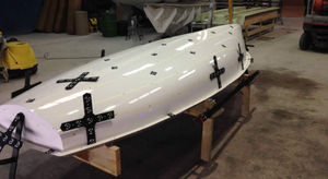 single-handed sailing dinghy / regatta / catboat / Finn