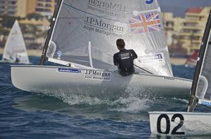 single-handed sailing dinghy / regatta / catboat / Finn