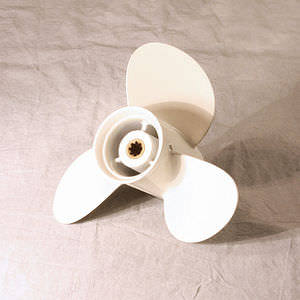 boat propeller / fixed-pitch / outboard and sterndrive / 3-blade
