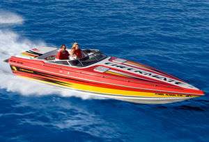 offshore runabout / inboard / dual-console / with cabin