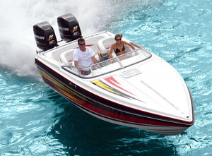 offshore runabout / outboard / twin-engine / dual-console
