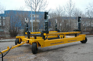 handling trailer / shipyard