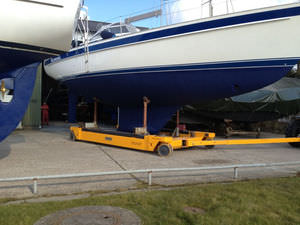 handling trailer / shipyard / all-wheel steering