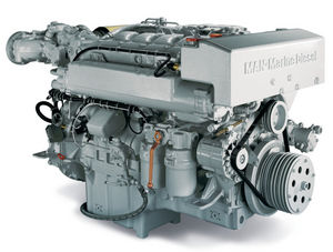 commercial engine / auxiliary / inboard / diesel