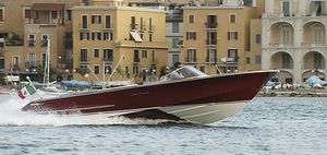 center console monohull boat / classic / 9-person max. / custom