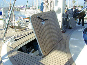 rectangular deck hatch / for yachts / opening