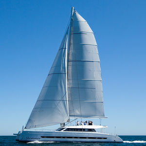 mainsail / for cruising multihulls