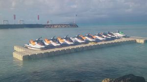 modular dock / floating / jet-ski drive-on / for marinas
