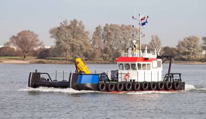 inboard push tug