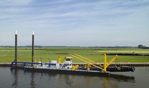 special vessel / cutter-suction dredge
