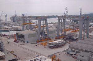 shipyard crane / gantry