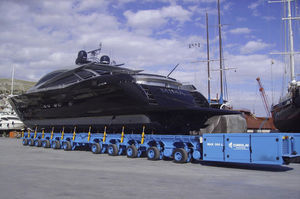 handling trailer / shipyard