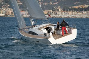 monohull / cruising / open transom / 3-cabin