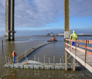 floating dock / work / for marinas